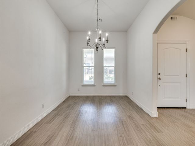 7315 E Oak Ridge Street, Broken Arrow, OK 74014