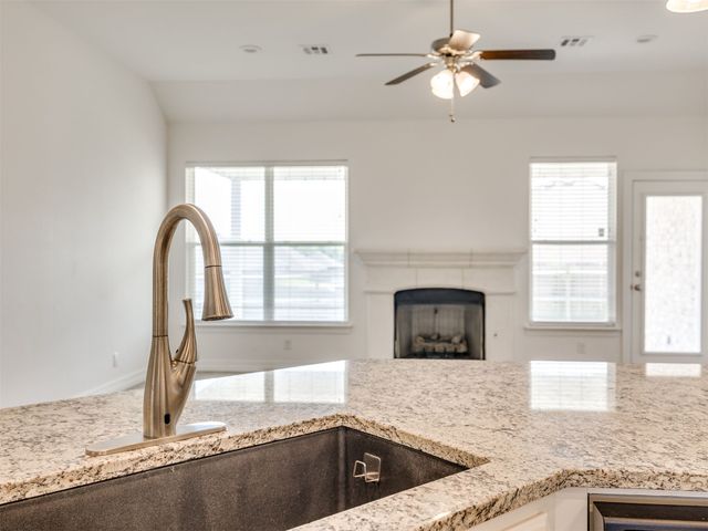 7315 E Oak Ridge Street, Broken Arrow, OK 74014