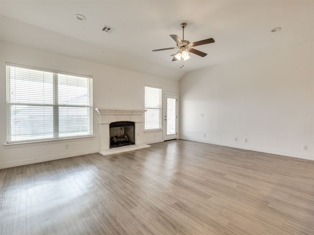 7315 E Oak Ridge Street, Broken Arrow, OK 74014