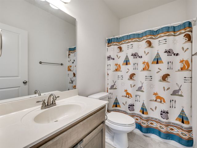 7315 E Oak Ridge Street, Broken Arrow, OK 74014