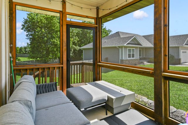 3193 W Grandview Street, Springfield, MO 65803