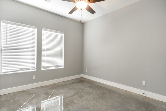 1419 S 7th Avenue, Denison, TX 75021