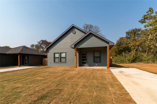 1419 S 7th Avenue, Denison, TX 75021