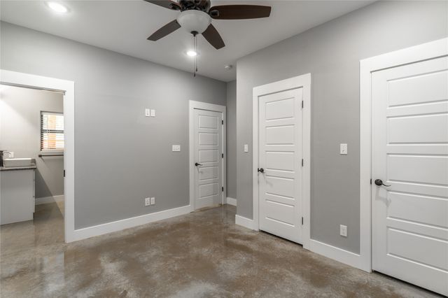 1419 S 7th Avenue, Denison, TX 75021