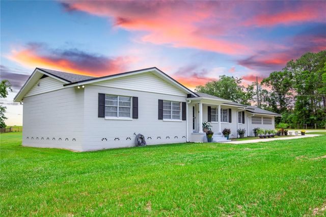 6694 S US HWY 441, Lake City, FL 32025