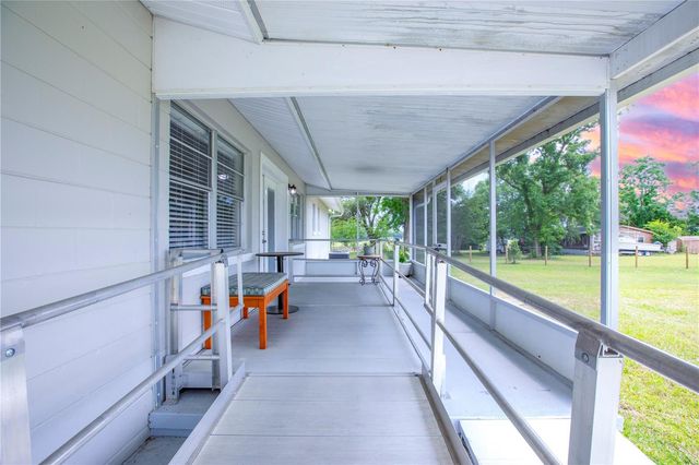 6694 S US HWY 441, Lake City, FL 32025