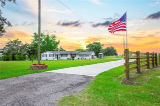 6694 S US HWY 441, Lake City, FL 32025