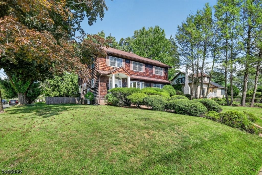 484 Godwin Ave, Midland Park Boro, NJ 07432 — photo 3