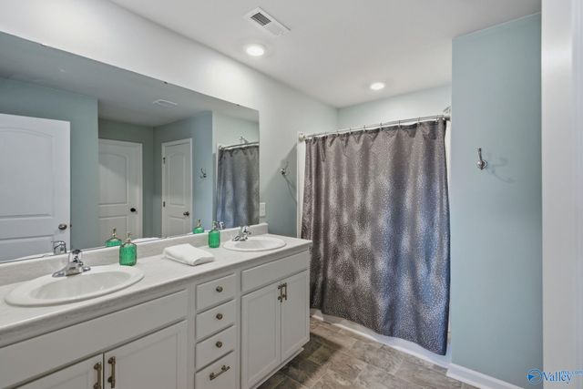 105 Tea Tree Court, Hazel Green, AL 35750