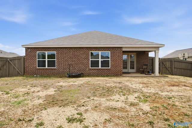 105 Tea Tree Court, Hazel Green, AL 35750
