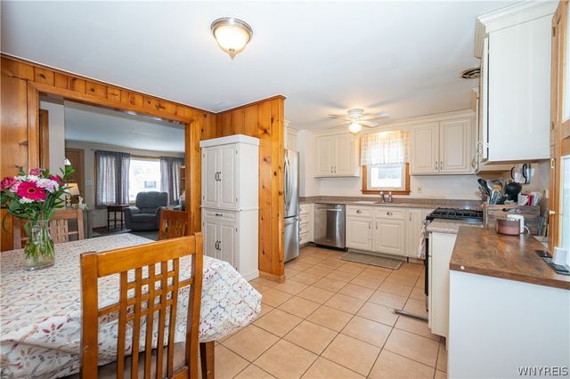 139 Melody Lane, Tonawanda, NY 14150