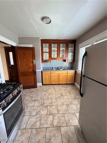 2801 E 125th Street 2, Cleveland, OH 44120