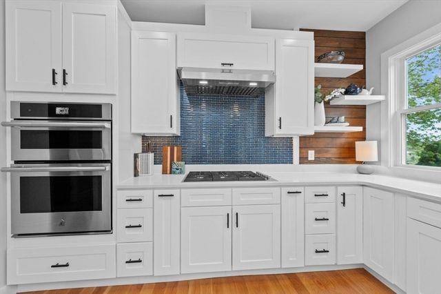 61 Paul Revere Rd 2, Arlington, MA 02476
