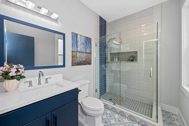 61 Paul Revere Rd 2, Arlington, MA 02476