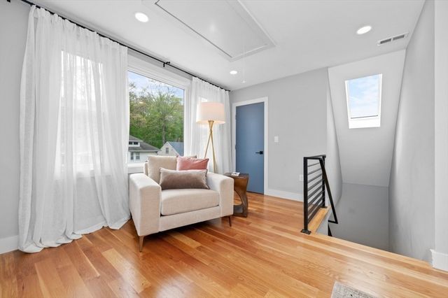 61 Paul Revere Rd 2, Arlington, MA 02476