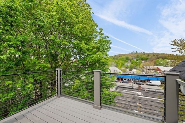 61 Paul Revere Rd 2, Arlington, MA 02476