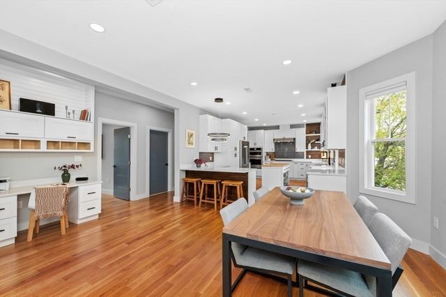 61 Paul Revere Rd 2, Arlington, MA 02476