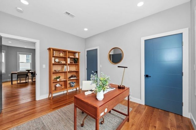 61 Paul Revere Rd 2, Arlington, MA 02476
