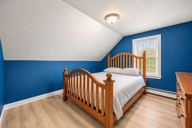 16 Presbrey Ave, Taunton, MA 02780