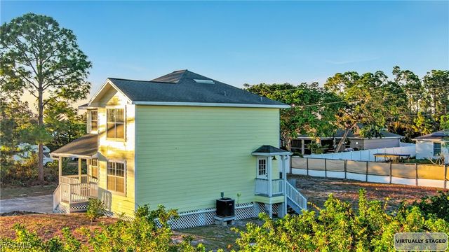 3906 28th ST SW, Lehigh Acres, FL 33976