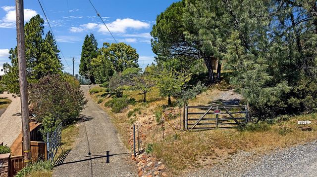 2580 Sunny Hill Rd, Rescue, CA 95672