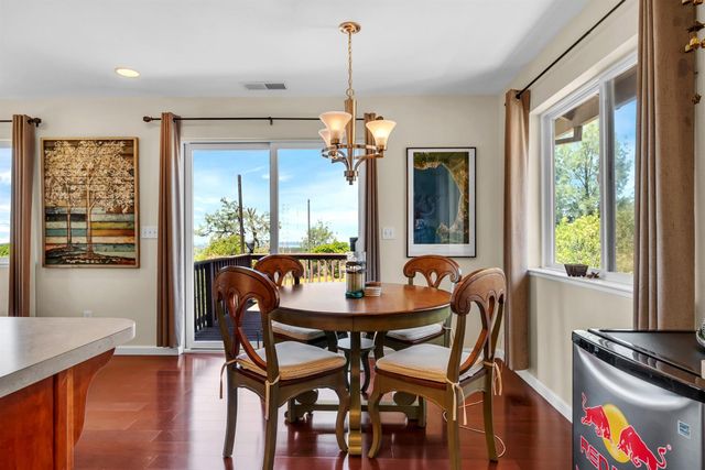 2580 Sunny Hill Rd, Rescue, CA 95672
