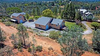 2580 Sunny Hill Rd, Rescue, CA 95672