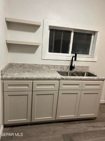 507 E CLIFF Drive, El Paso, TX 79902