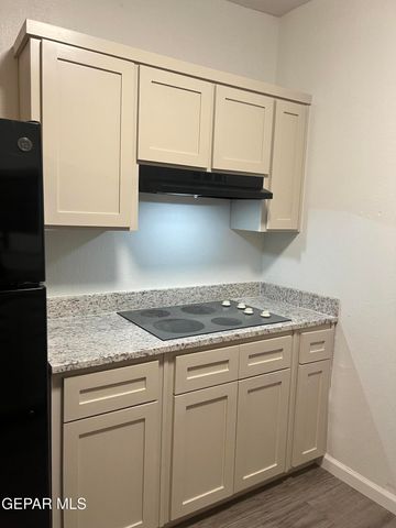 507 E CLIFF Drive, El Paso, TX 79902