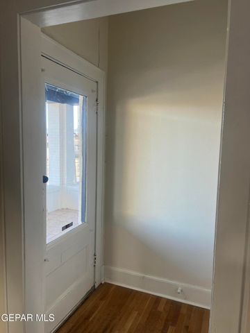 507 E CLIFF Drive, El Paso, TX 79902