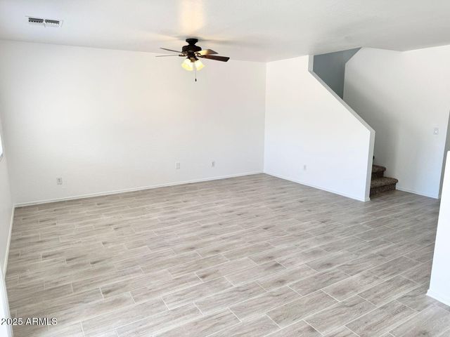 8464 W FOREST GROVE Avenue, Tolleson, AZ 85353
