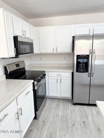 8464 W FOREST GROVE Avenue, Tolleson, AZ 85353