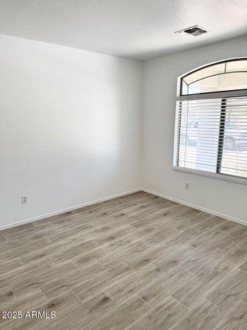 8464 W FOREST GROVE Avenue, Tolleson, AZ 85353