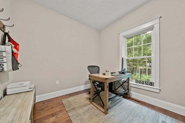 800 Johnson St, North Andover, MA 01845