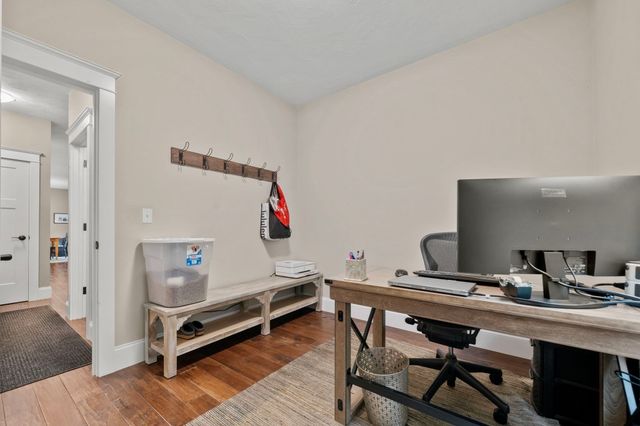 800 Johnson St, North Andover, MA 01845