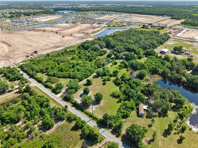 1235 HACKNEY ROAD, St Cloud, FL 34771