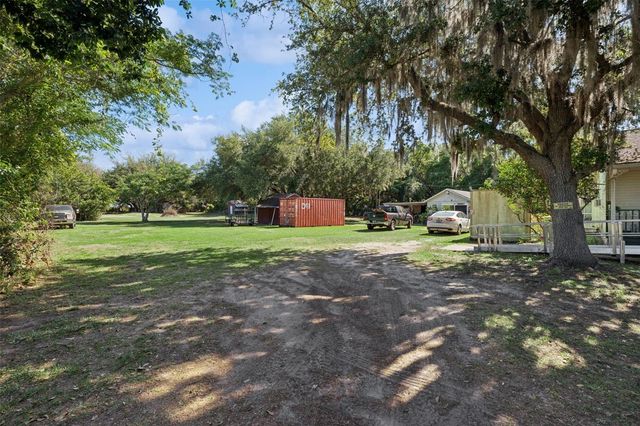 1235 HACKNEY ROAD, St Cloud, FL 34771