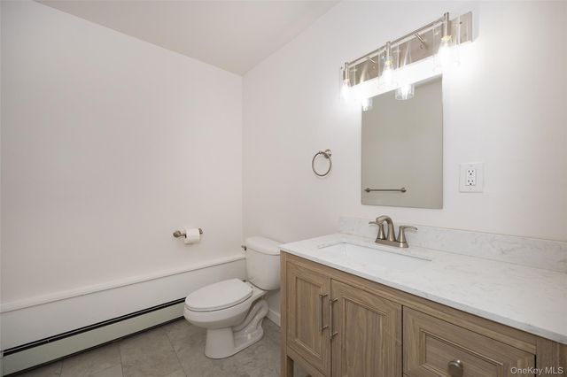 18 Cream Street, Hyde Park, NY 12538
