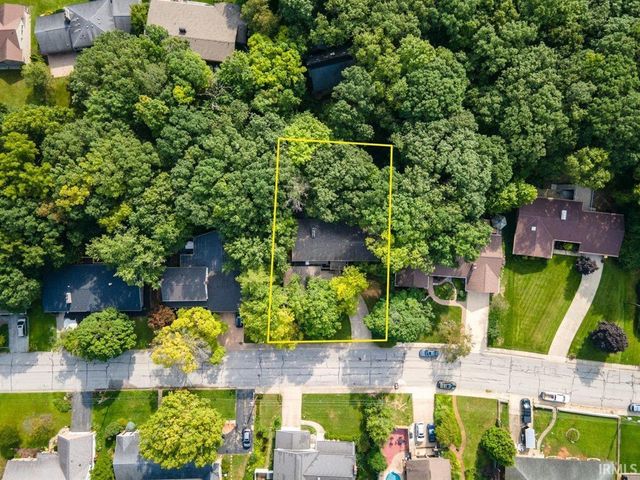 220 Pawnee Drive, West Lafayette, IN 47906