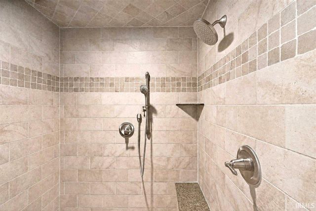 220 Pawnee Drive, West Lafayette, IN 47906