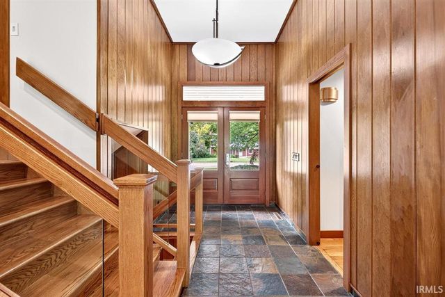 220 Pawnee Drive, West Lafayette, IN 47906