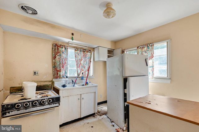 9 E 44TH ST, Wilmington, DE 19802