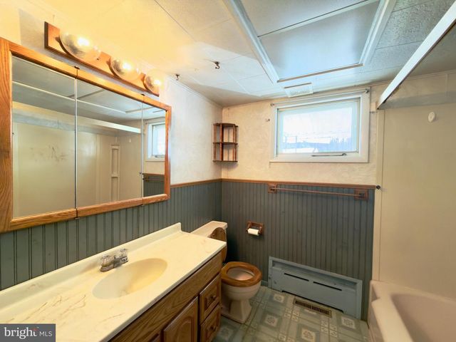 208 MAPLE BLVD, Orwigsburg, PA 17961