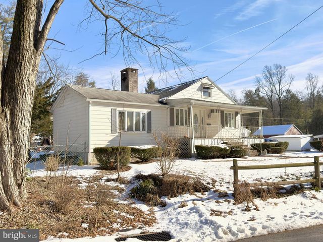 208 MAPLE BLVD, Orwigsburg, PA 17961