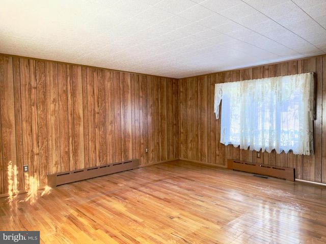 208 MAPLE BLVD, Orwigsburg, PA 17961