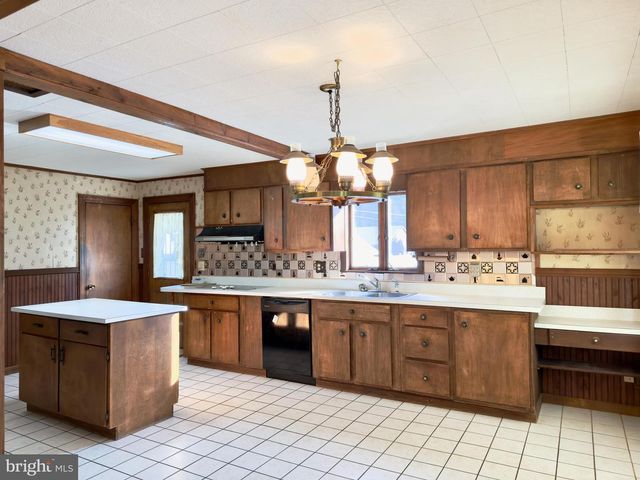 208 MAPLE BLVD, Orwigsburg, PA 17961