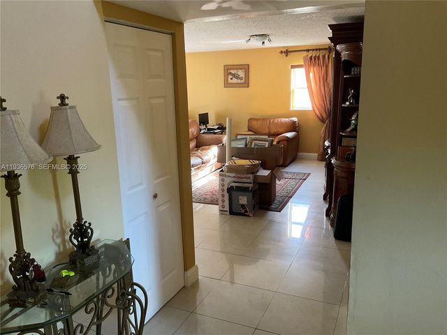 3161 Venice Way, Miramar, FL 33025