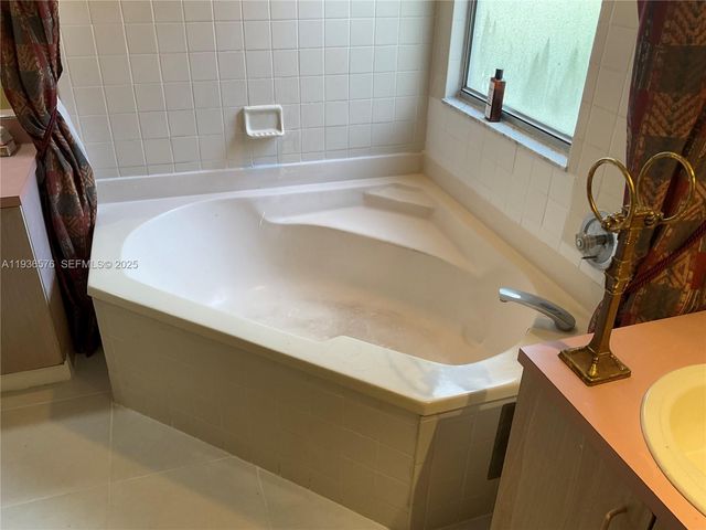 3161 Venice Way, Miramar, FL 33025