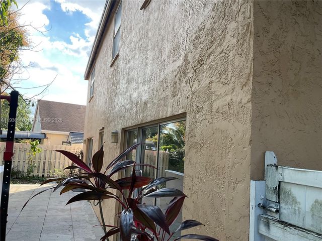 3161 Venice Way, Miramar, FL 33025