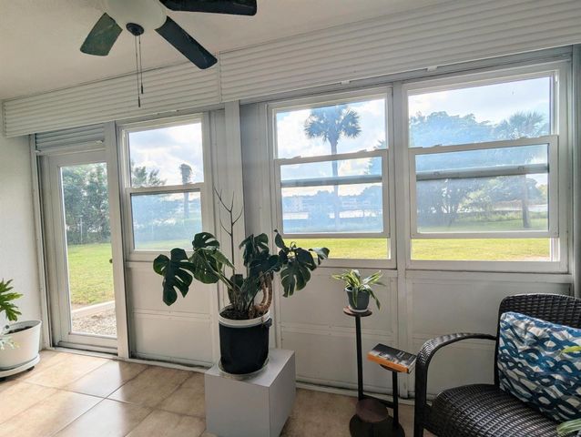 111 Greenbrier B, West Palm Beach, FL 33417